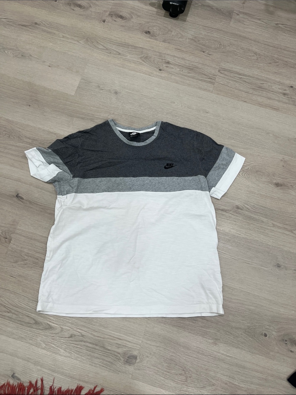 Nike Men’s Heavyweight Short Sleeve Colorblock Tee - White, Gray & Dark Gray